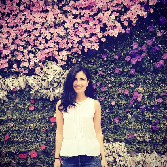 Meet your Posher, Dilya - Picture 1 of 1